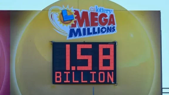 Mega Millions-spelare vinner rekord-jackpott på 1,58 miljarder dollar